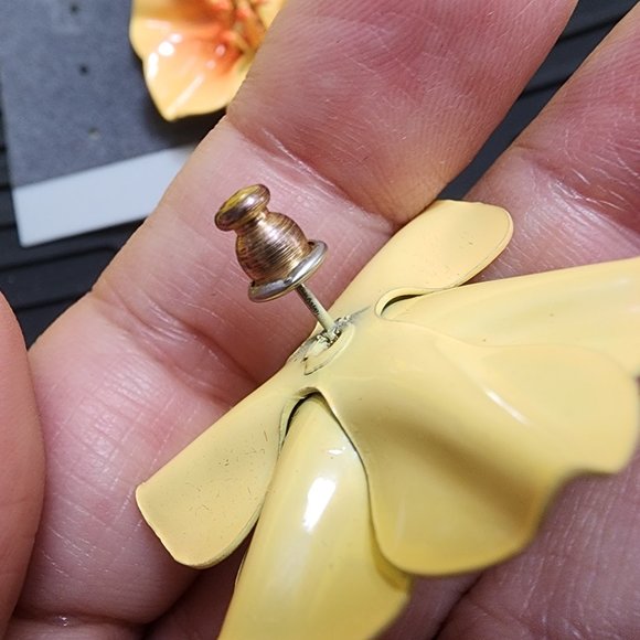 Brooch & Earrings - Vintage Painted Metal, Yellow & Orange, NWT  💛🧡 - Picture 10 of 12